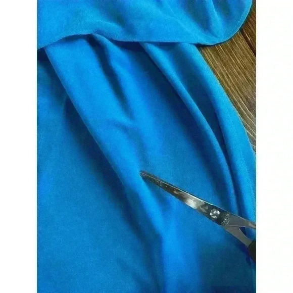 NWT White House Black Market Chiffon Overlay Halter Dress Size 12 Ocean Blue - Picture 11 of 11